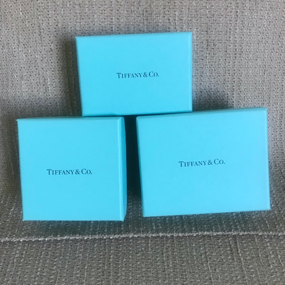 Tiffany Boxes - Picture 2 of 3